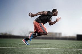 爱游戏娱乐平台 -排球最新战报！葡萄牙队迎战巴西队，超级对决，球迷热情点燃赛场