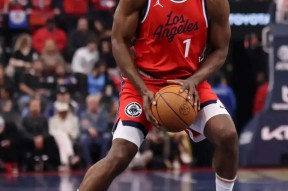 爱游戏娱乐平台 - 哈登新星战术调整表现惊艳，篮网未来可期！